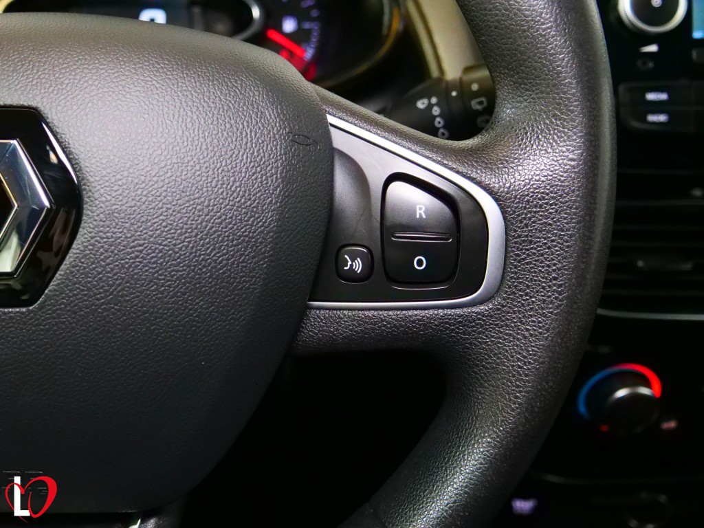 RENAULT CLIO 1.5 DCI ENERGY BUSINESS 75 de segunda mano