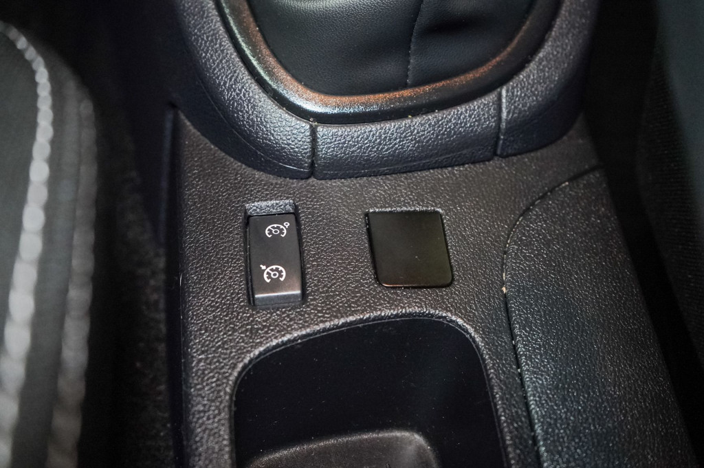 RENAULT CLIO 1.5 DCI ENERGY BUSINESS 75 de segunda mano