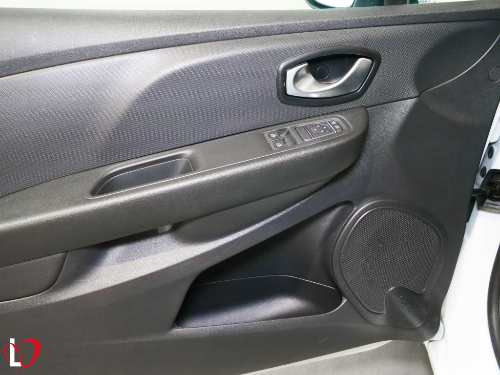 RENAULT CLIO 1.5 DCI ENERGY BUSINESS 75 de segunda mano