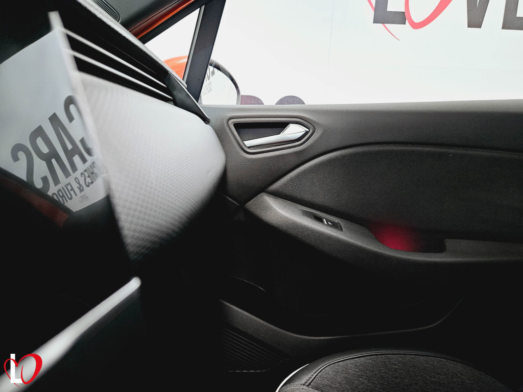RENAULT CLIO 1.5 DCI INTENS 85 de segunda mano