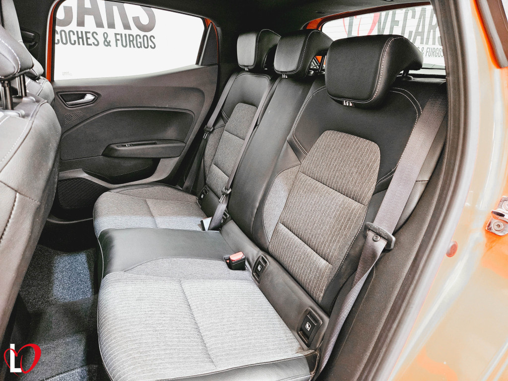 RENAULT CLIO 1.5 DCI INTENS 85 de segunda mano