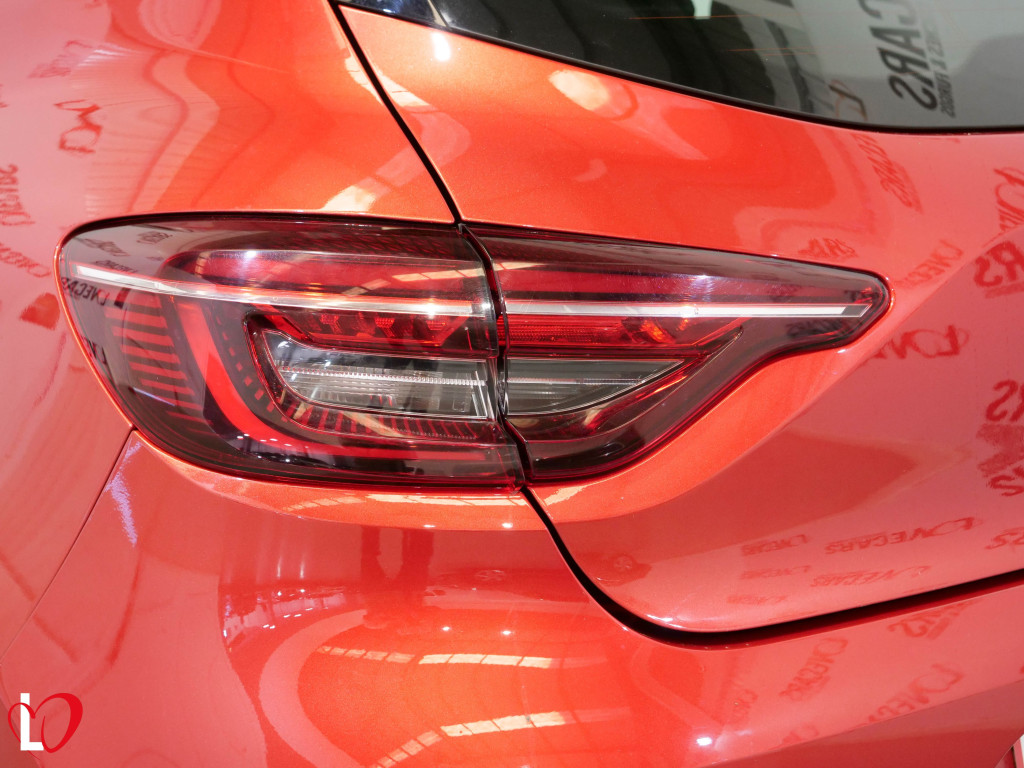 RENAULT CLIO new 1.0 TCE INTENS 100 de segunda mano