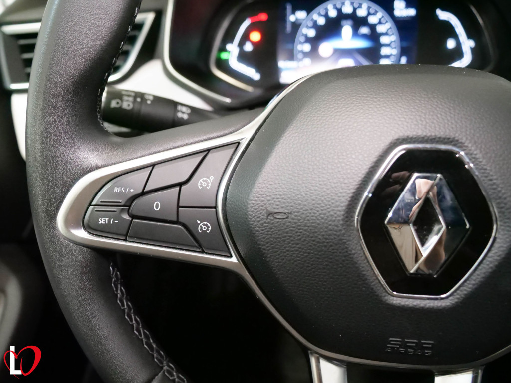 RENAULT CLIO new 1.0 TCE INTENS 100 de segunda mano