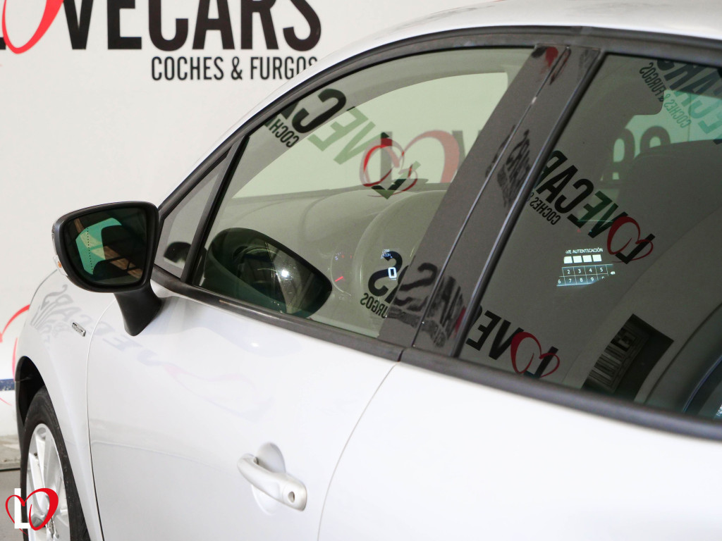 RENAULT CLIO TCE ENERGY LIMITED 90 de segunda mano