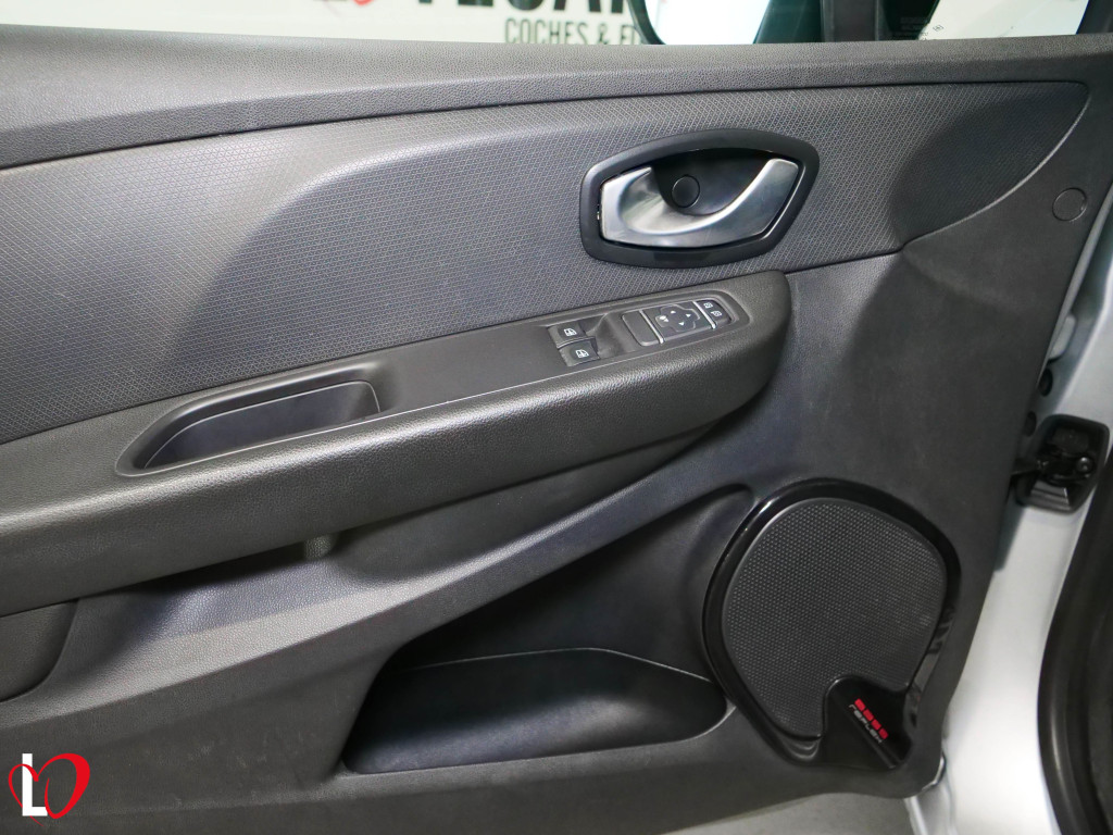 RENAULT CLIO TCE ENERGY LIMITED 90 de segunda mano