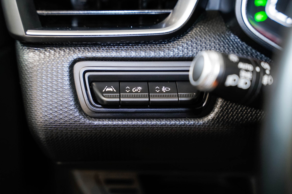 RENAULT CLIO V 1.3 TCE  AUTO INTENS 130 de segunda mano