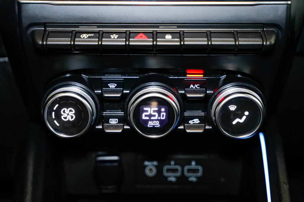 RENAULT CLIO V 1.3 TCE  AUTO INTENS 130 de segunda mano