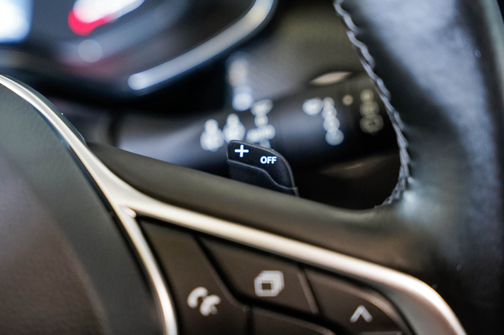 RENAULT CLIO V 1.3 TCE  AUTO INTENS 130 de segunda mano