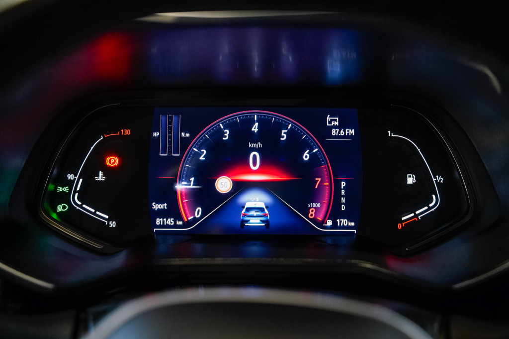 RENAULT CLIO V 1.3 TCE  AUTO INTENS 130 de segunda mano