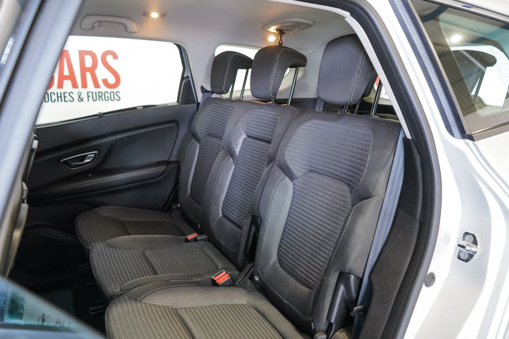 RENAULT GRAND SCENIC 1.6 DCI ENERGY 7 PLZ. 130 de segunda mano