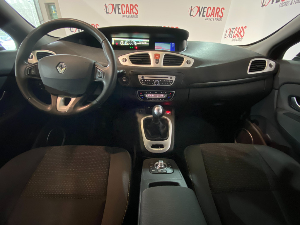 RENAULT GRAND SCENIC 2.0 GASOLINA de segunda mano