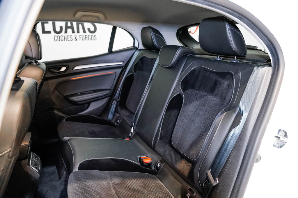 RENAULT MEGANE 1.3 TCE INTENS 140 de segunda mano