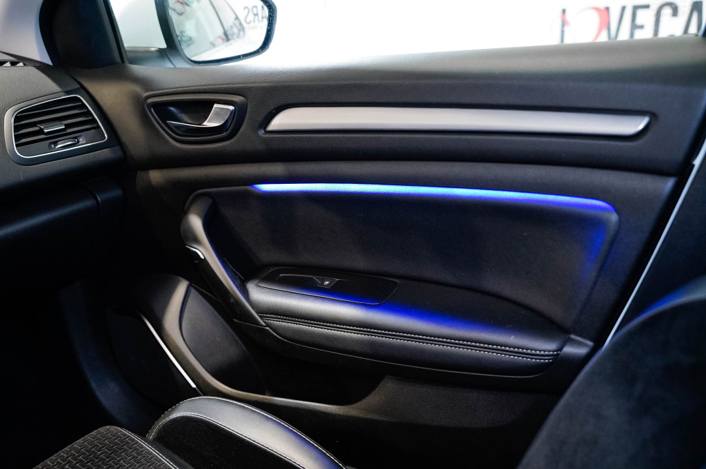 RENAULT MEGANE 1.3 TCE INTENS 140 de segunda mano