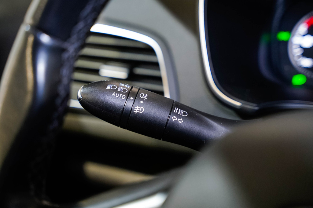 RENAULT MEGANE 1.3 TCE INTENS 140 de segunda mano