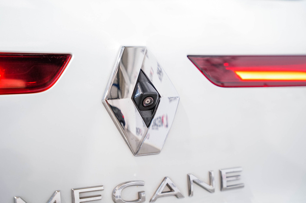 RENAULT MEGANE 1.3 TCE INTENS 140 de segunda mano