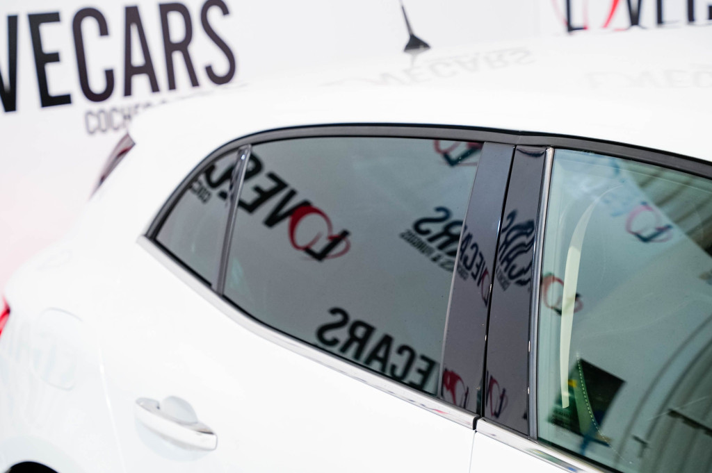 RENAULT MEGANE 1.3 TCE INTENS 140 de segunda mano