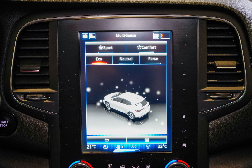 RENAULT MEGANE 1.3 TCE INTENS 140 de segunda mano