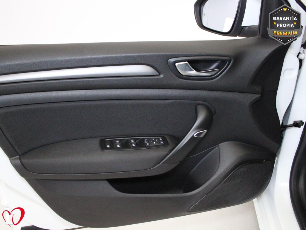 RENAULT MEGANE 1.5 DCI BLUE BUSINESS 6 VEL 115 de segunda mano