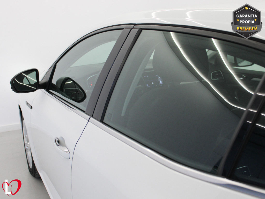 RENAULT MEGANE 1.5 DCI BLUE BUSINESS 6 VEL 115 de segunda mano