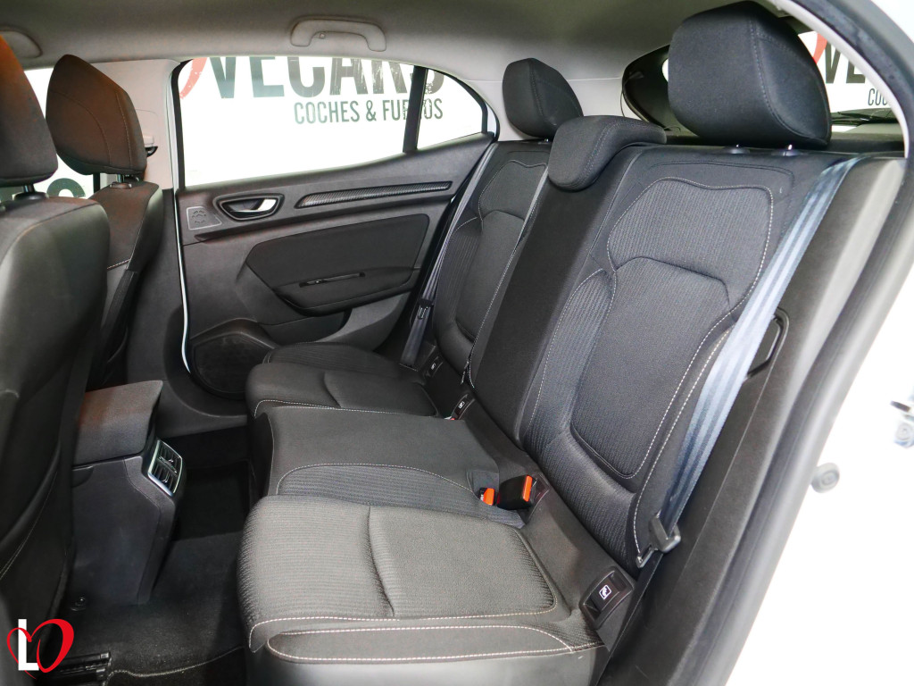 RENAULT MEGANE 1.5 DCI BLUE BUSINESS 6 VEL 115 de segunda mano