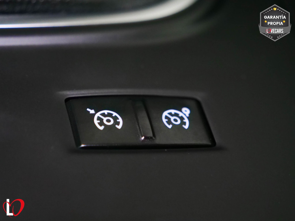 RENAULT MEGANE 1.5 DCI BLUE BUSINESS 6 VEL 95 de segunda mano