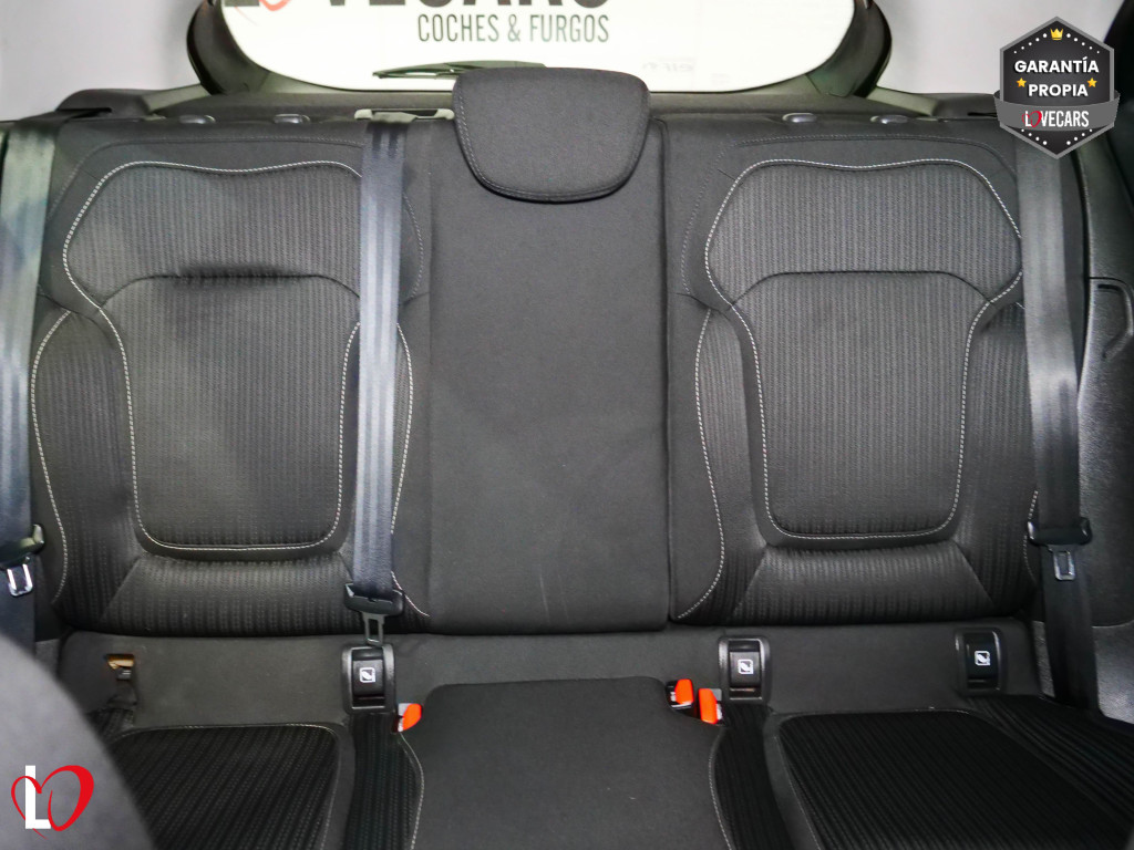 RENAULT MEGANE 1.5 DCI BLUE BUSINESS 6 VEL 95 de segunda mano