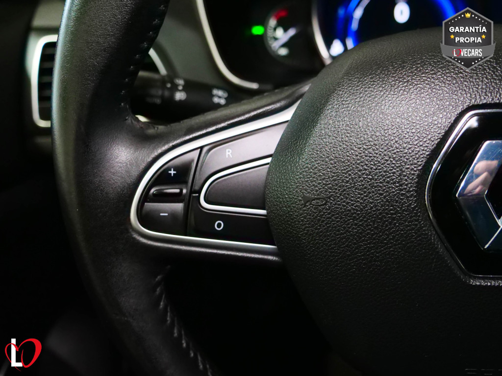 RENAULT MEGANE 1.5 DCI BLUE BUSINESS 6 VEL 95 de segunda mano