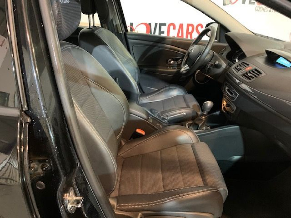 RENAULT MEGANE 1.5 DCI GT LINE de segunda mano