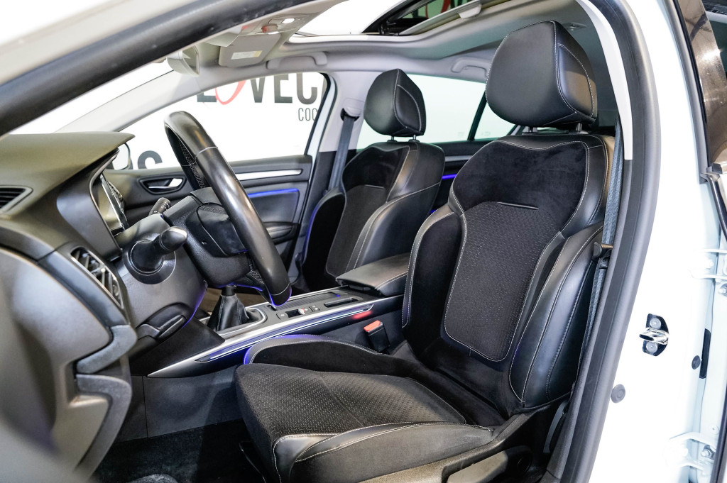 RENAULT MEGANE FAMILIAR 1.5 DCI INTENS TECHO 115 de segunda mano