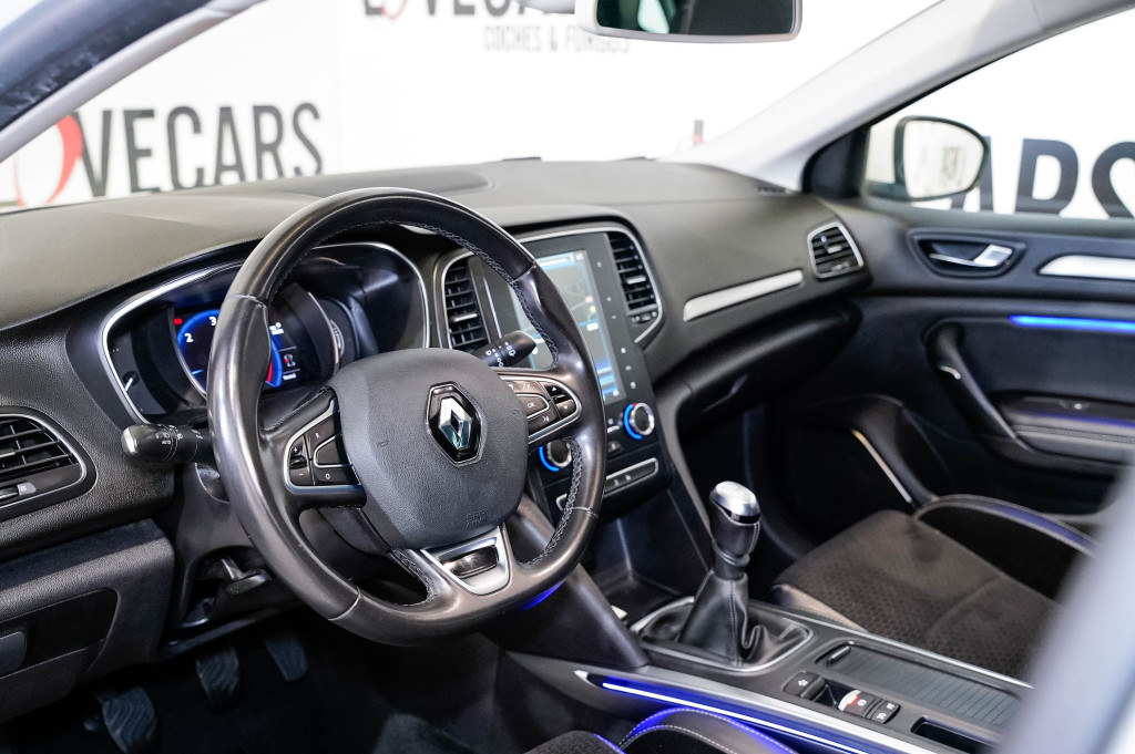 RENAULT MEGANE FAMILIAR 1.5 DCI INTENS TECHO 115 de segunda mano