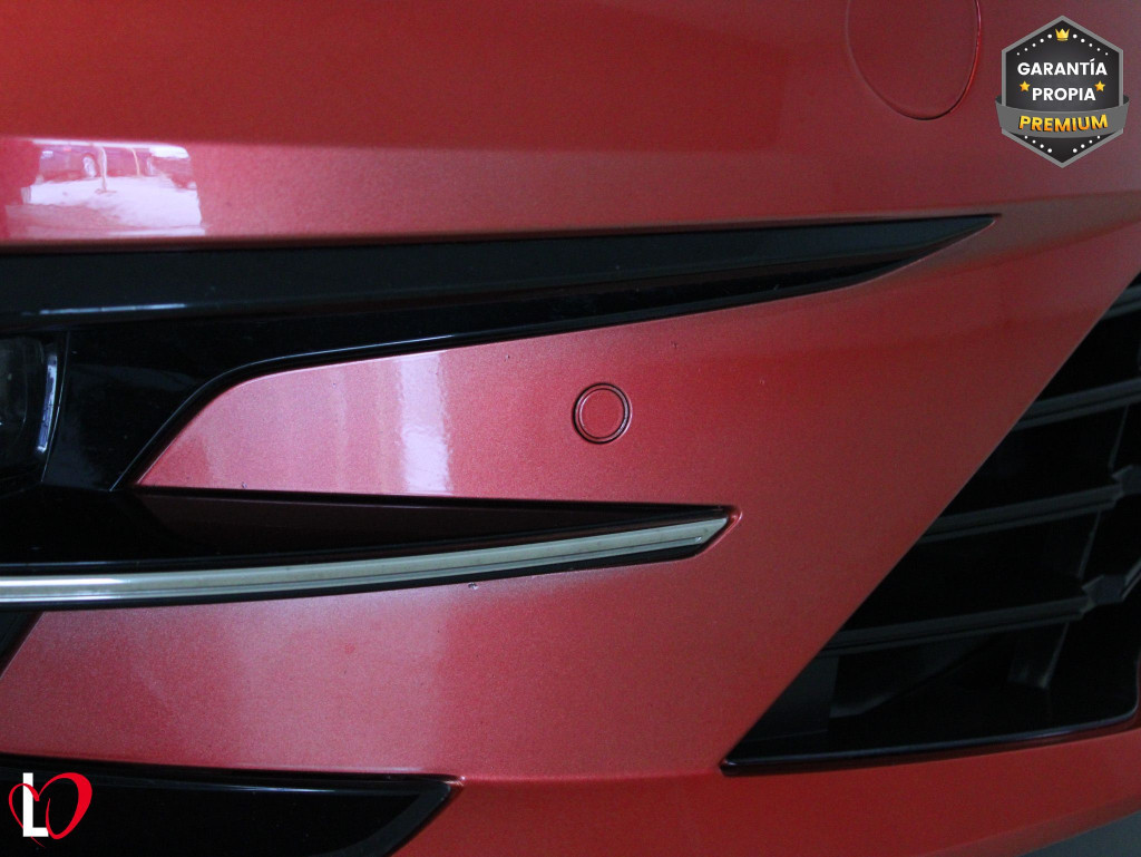 RENAULT MEGANE ST GRAND TOUR 1.3 TCE ZEN 6 VEL 140 de segunda mano