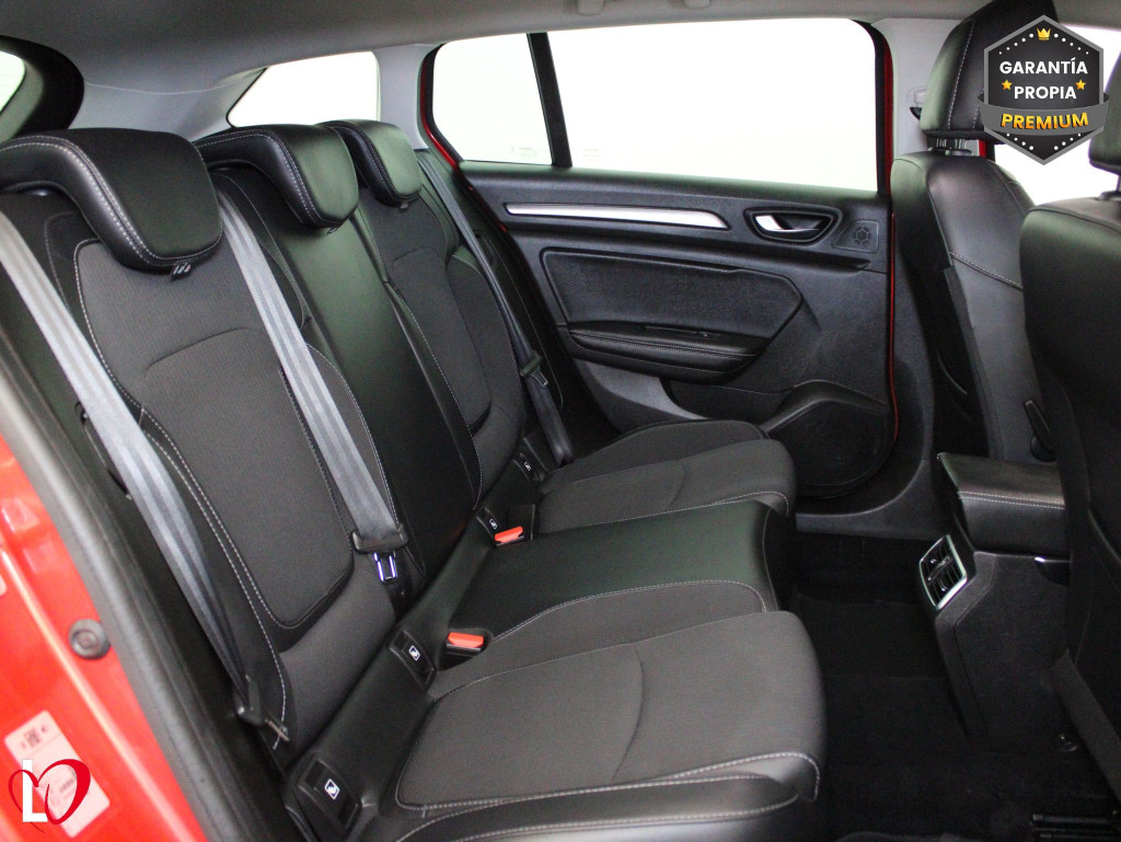 RENAULT MEGANE ST GRAND TOUR 1.3 TCE ZEN 6 VEL 140 de segunda mano