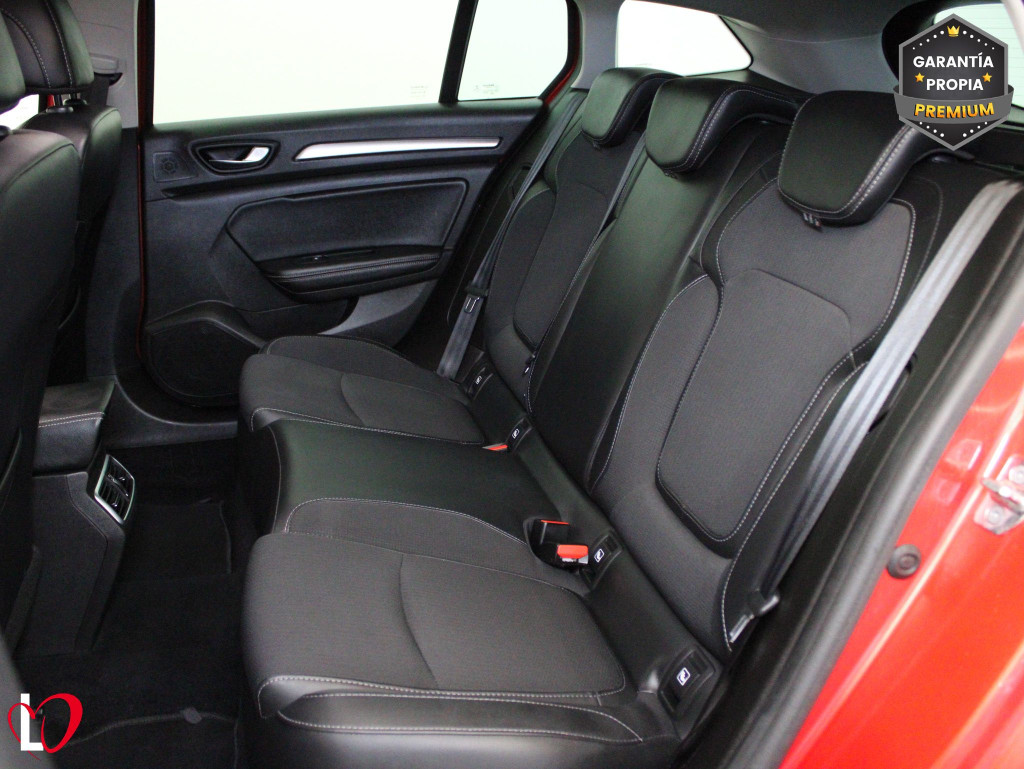 RENAULT MEGANE ST GRAND TOUR 1.3 TCE ZEN 6 VEL 140 de segunda mano