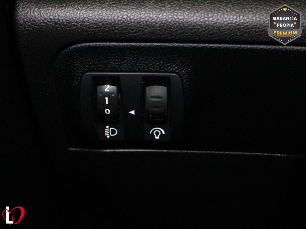 RENAULT MEGANE ST GRAND TOUR 1.3 TCE ZEN 6 VEL 140 de segunda mano