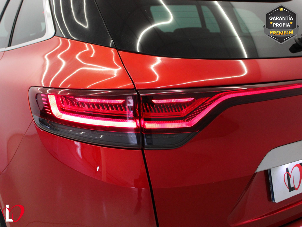 RENAULT MEGANE ST GRAND TOUR 1.3 TCE ZEN 6 VEL 140 de segunda mano