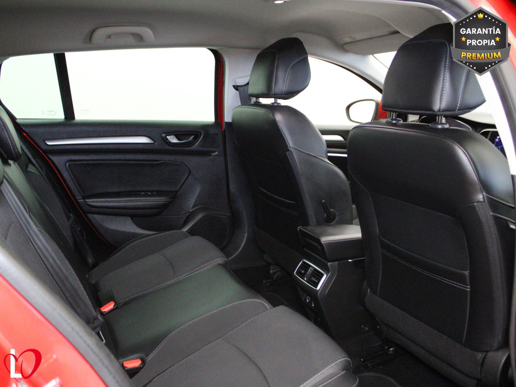 RENAULT MEGANE ST GRAND TOUR 1.3 TCE ZEN 6 VEL 140 de segunda mano