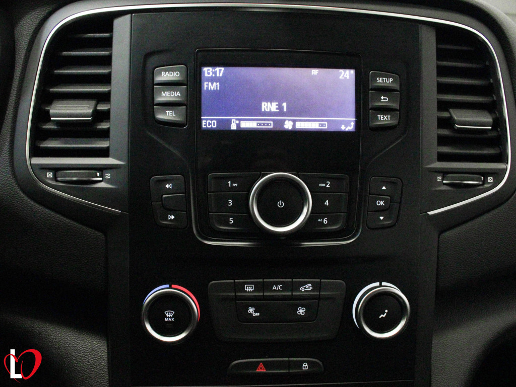 RENAULT MEGANE TCE LIFE 115 de segunda mano