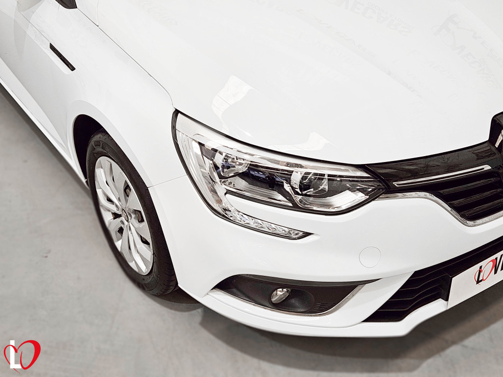 RENAULT MEGANE TCE LIFE 115 de segunda mano