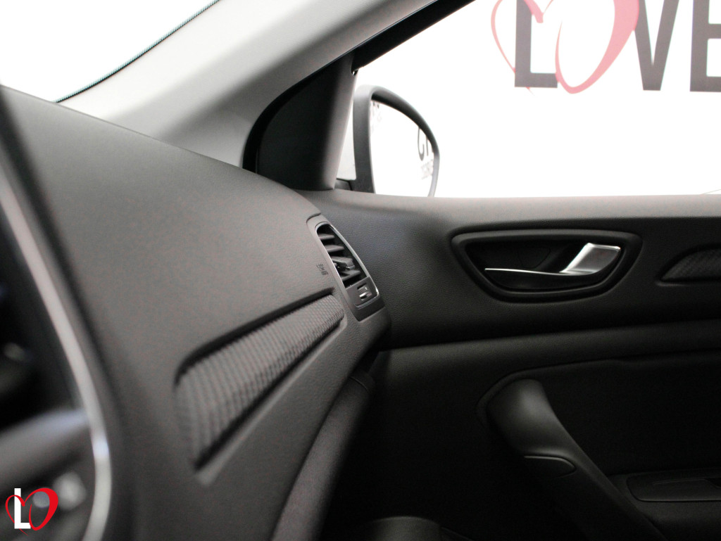 RENAULT MEGANE TCE LIFE 115 de segunda mano