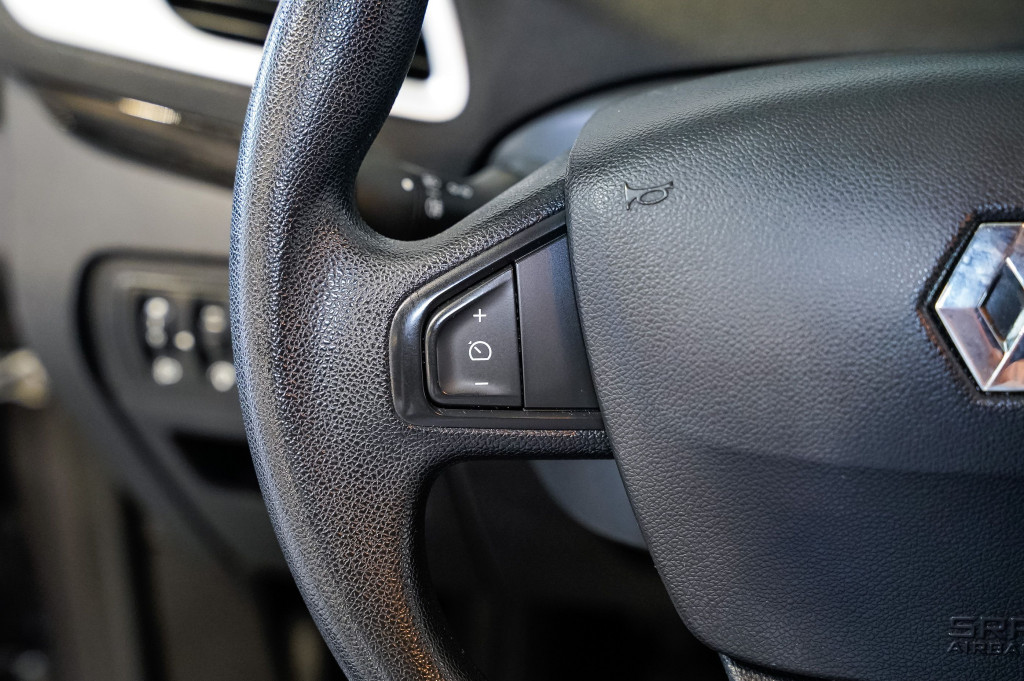 RENAULT SCENIC 1.5 DCI 110 de segunda mano