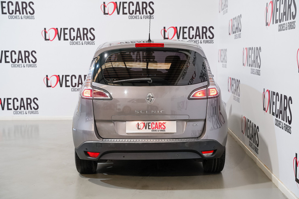 RENAULT SCENIC 1.5 DCI 110 de segunda mano