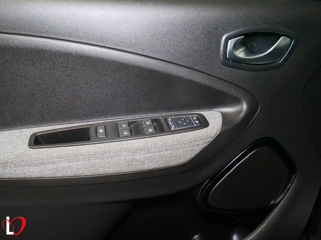 RENAULT ZOE INTENS 50KW/H 136 de segunda mano