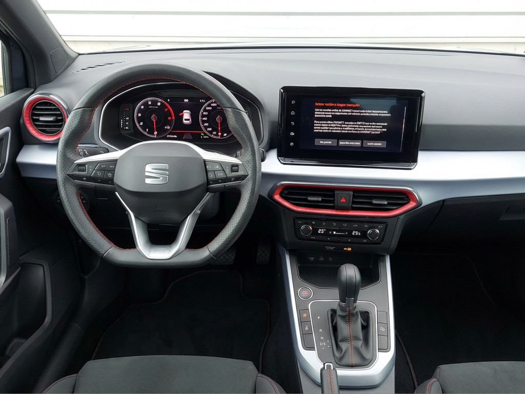 SEAT ARONA 1.0 TSI S&S FR XM 115 de segunda mano