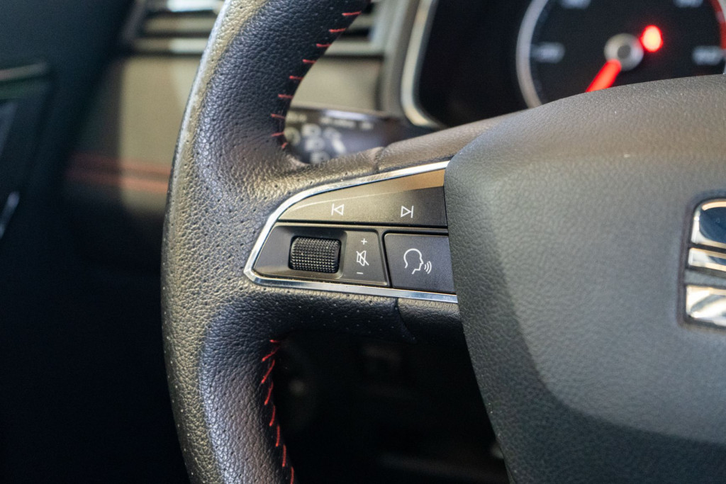 SEAT ARONA 1.6 TDI FR-LINE 115 de segunda mano