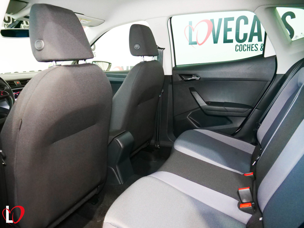 SEAT ARONA 1.6 TDI S&S STYLE 95 de segunda mano