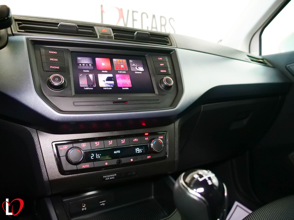 SEAT ARONA 1.6 TDI S&S STYLE 95 de segunda mano