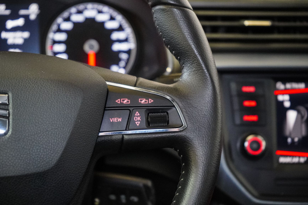SEAT ARONA 1.6 TDI STYLE 95 de segunda mano