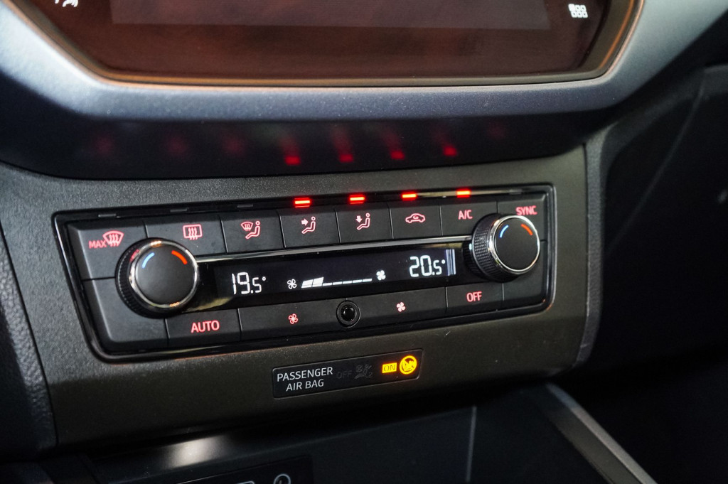 SEAT ARONA 1.6 TDI STYLE 95 de segunda mano