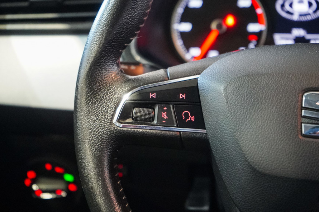 SEAT ARONA 1.6 TDI STYLE 95 de segunda mano