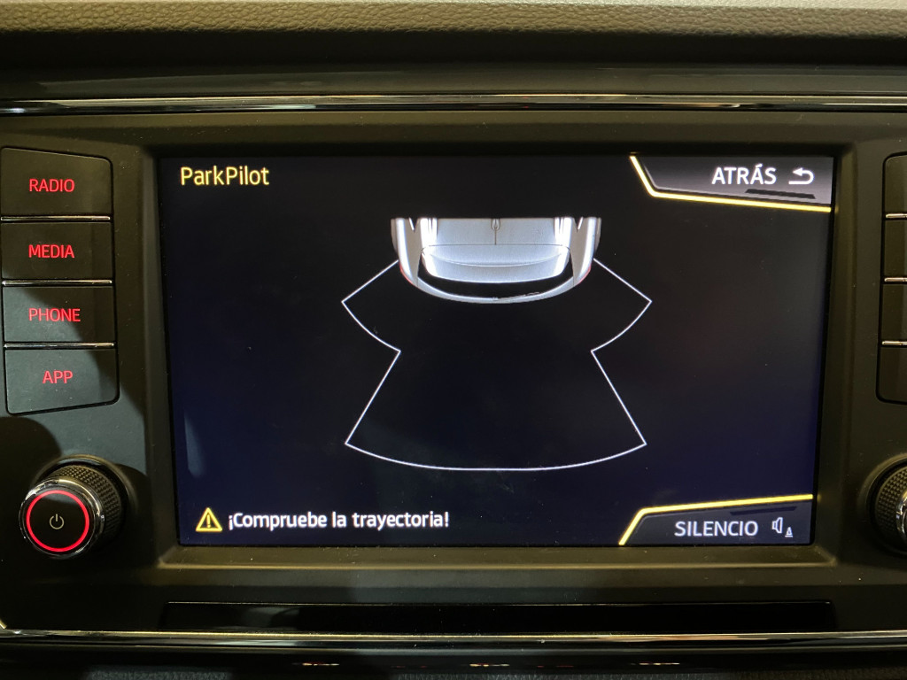 SEAT ATECA 1.6 TDI CR ECOMOTIVE S&S STYLE PLUS 115 de segunda mano